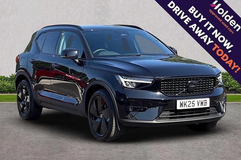 Black Used 2025 Volvo XC40 Plus SUV | £36,490 (A bit pricey) - Image 1/4