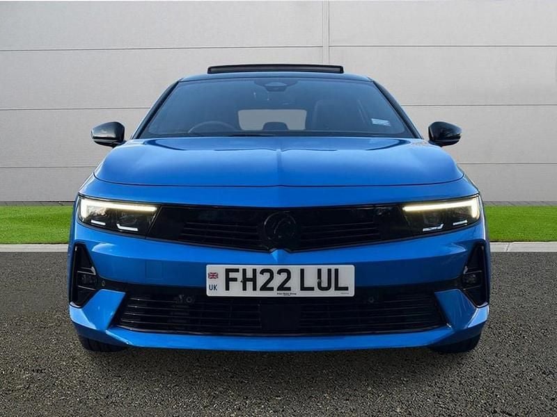 Used Vauxhall Astra Ultimate 130 HP (95 kW) 2022 Blue Hatchback