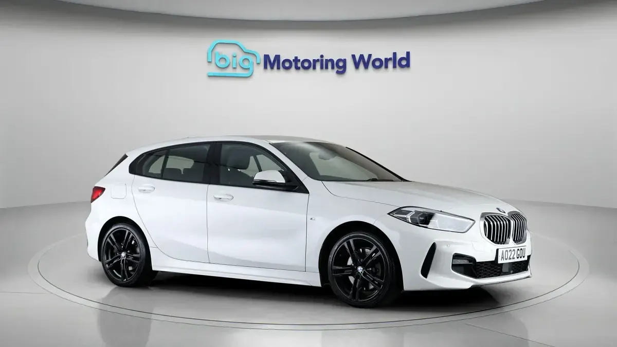 Used BMW 120 M Sport 190 HP (139 kW) 2022 Hatchback