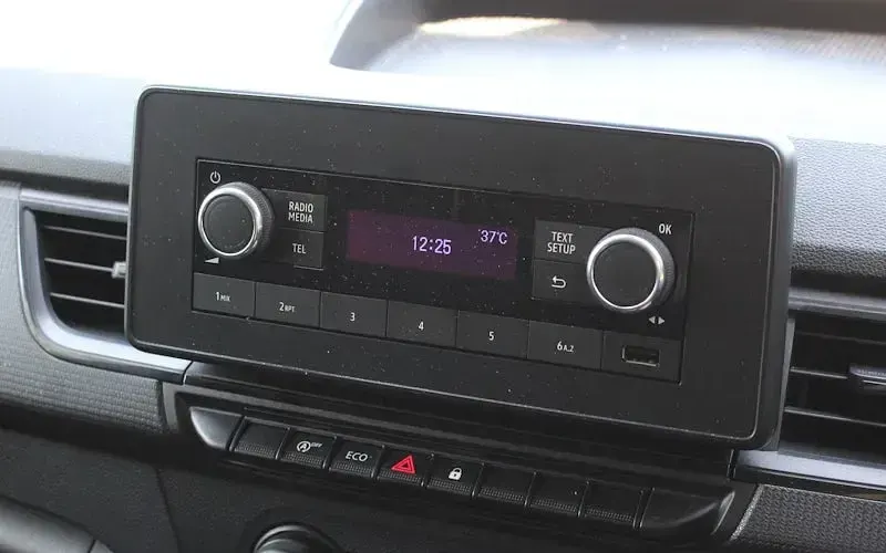 Used Renault Kangoo 95 HP (69 kW) 2023 White MPV