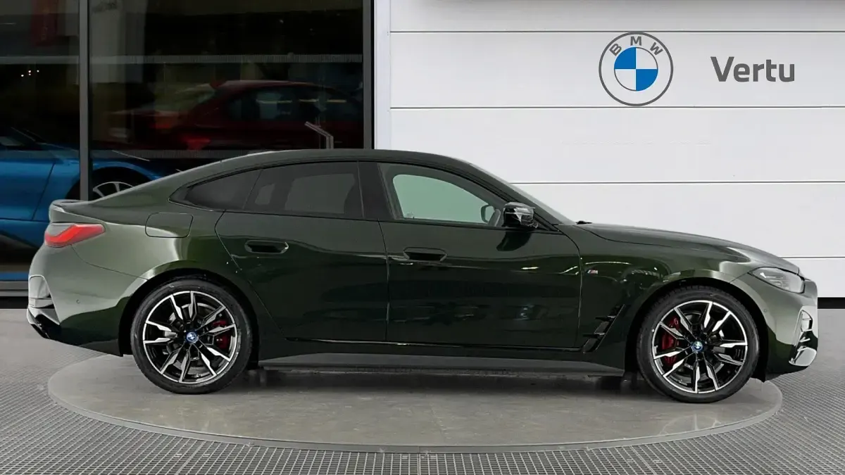 Used BMW i4 Comfort Edition 400 kW (544 HP) 2024 Sanremo green Sedan