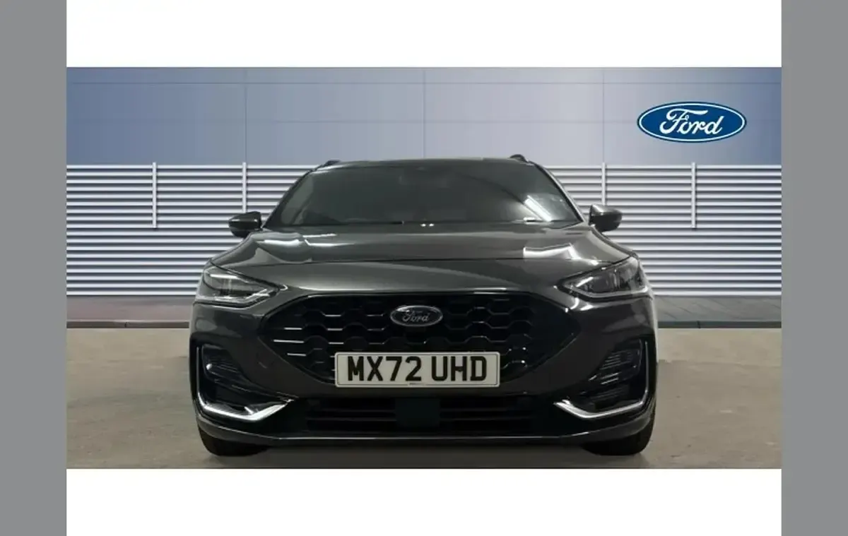 Used Ford Focus ST-Line 120 HP (88 kW) 2022 Grey Estate