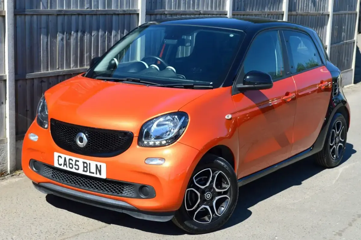 Używany Smart ForFour Premium 90 KM (66 kW) 2015 Pomarańczowy Hatchback