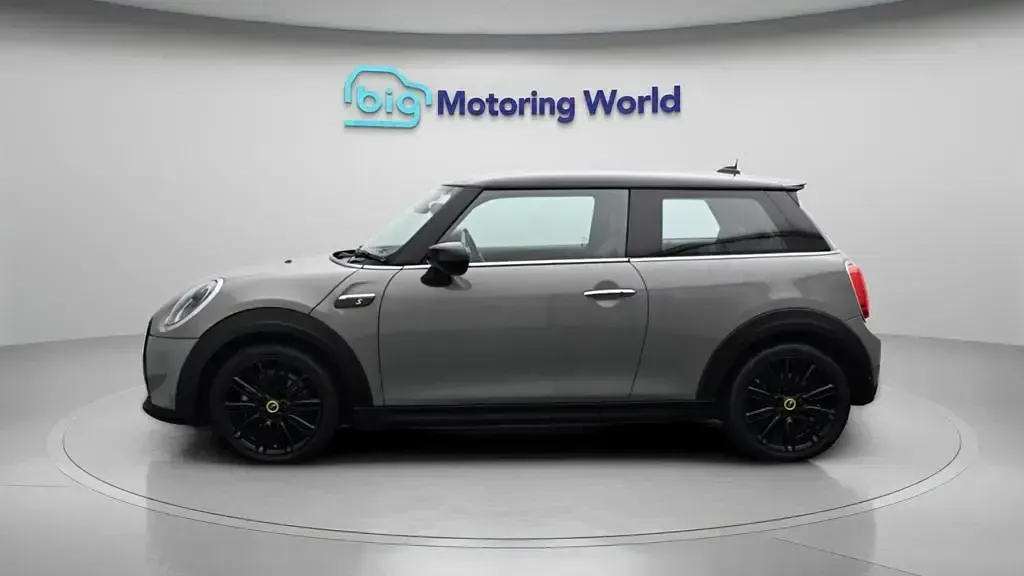 Used Mini Cooper SE Hatch 135 kW (184 HP) 2021 Hatchback