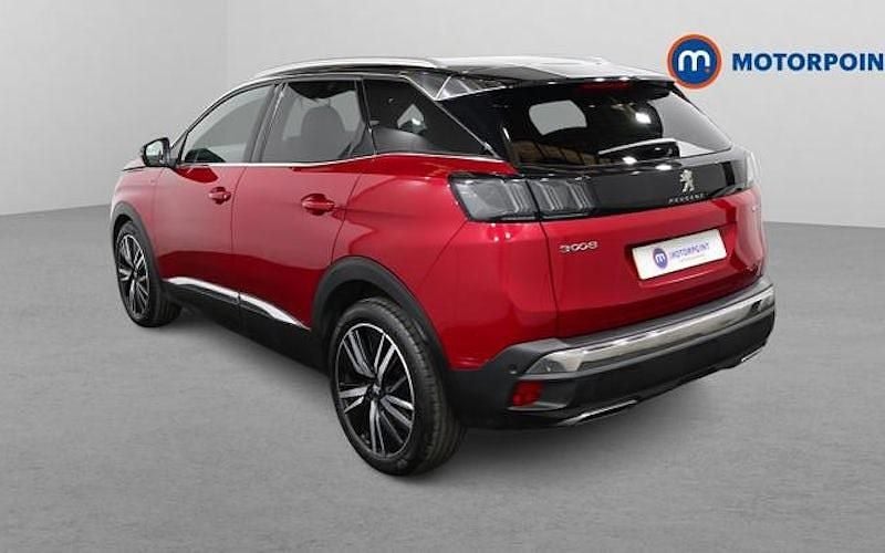 Used Peugeot 3008 Premium 131 HP (96 kW) 2021 Red SUV