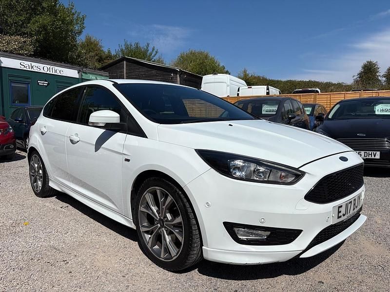 White Used 2017 Ford Focus ST-Line Hatchback | £6,995 (Fair price) - Image 1/4