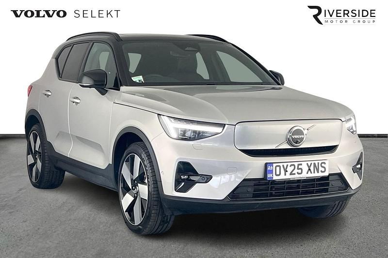 Silver dawn Used 2025 Volvo EX40 Ultra SUV | £36,490 - Image 1/4