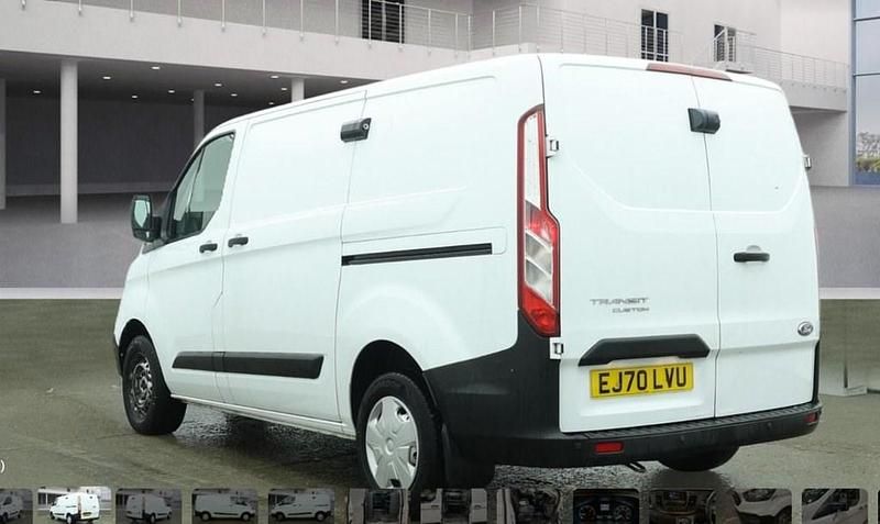 Used Ford Transit Custom S 105 HP (77 kW) 2021 White Van