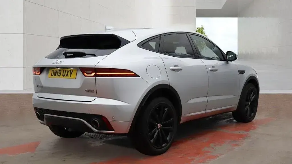 Usado Jaguar E-Pace R-Dynamic 2019 Prateado SUV