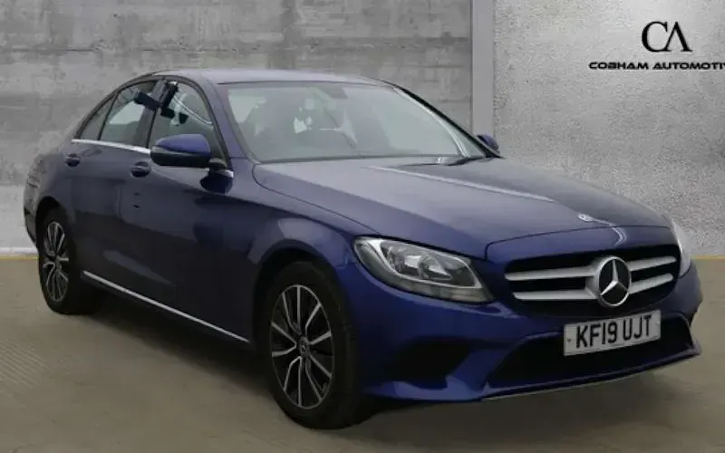 Used Mercedes C220 SE 194 HP (142 kW) 2020 Sedan