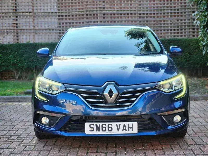 Used Renault Mégane Dynamique 2017 Blue Hatchback