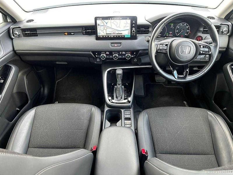 Used Honda HR-V Advance 131 HP (96 kW) 2022 White SUV