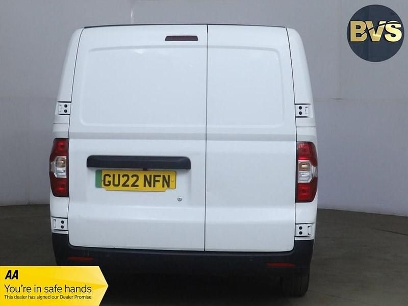 Used Maxus eDeliver 3 89 kW (122 HP) 2022 White Van