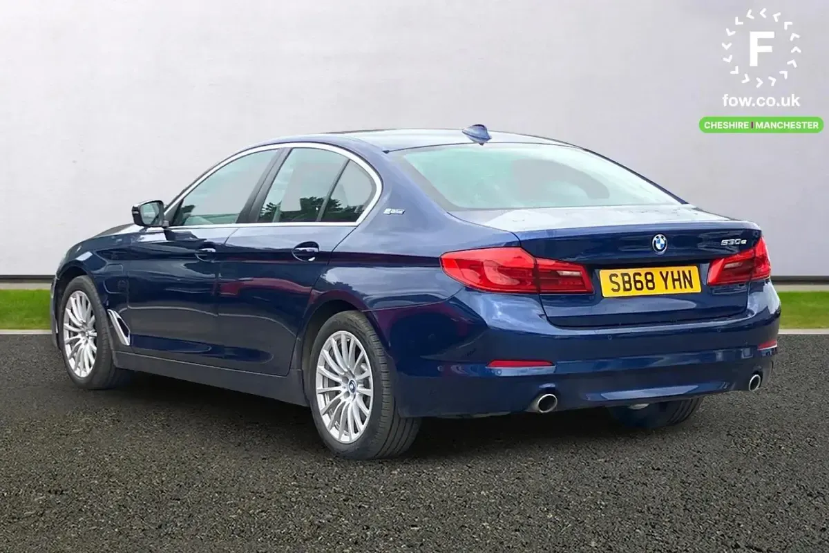 Used BMW 530e Sport Line 252 HP (185 kW) 2018 Blue Sedan