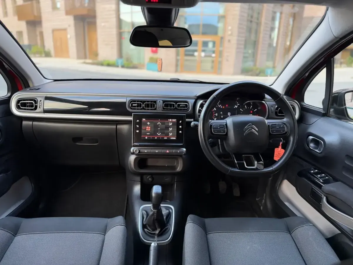 Begagnad Citroën C3 Flair 2019 Orange Halvkombi