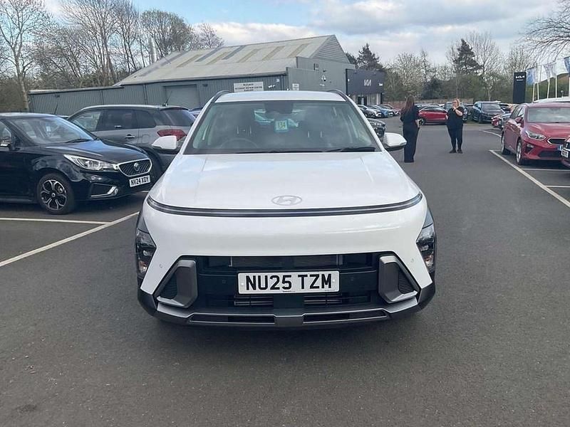 Used Hyundai Kona Advanced 120 HP (88 kW) 2025 White SUV