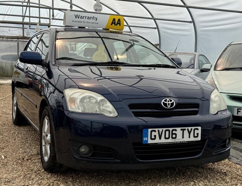 Blue Used 2006 Toyota Corolla Hatchback | £2,499 (Fair price) - Image 1/4
