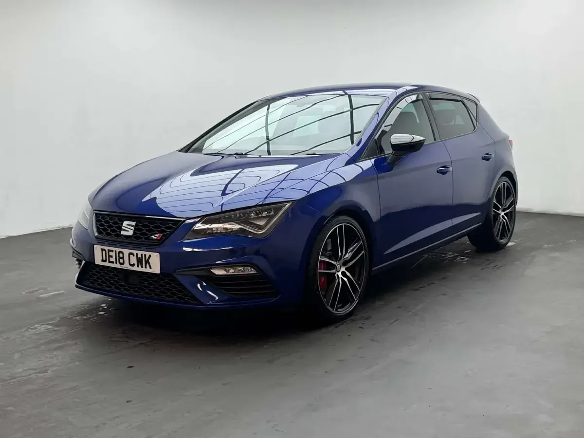 Used Seat Leon CUPRA 2018 Blue Hatchback