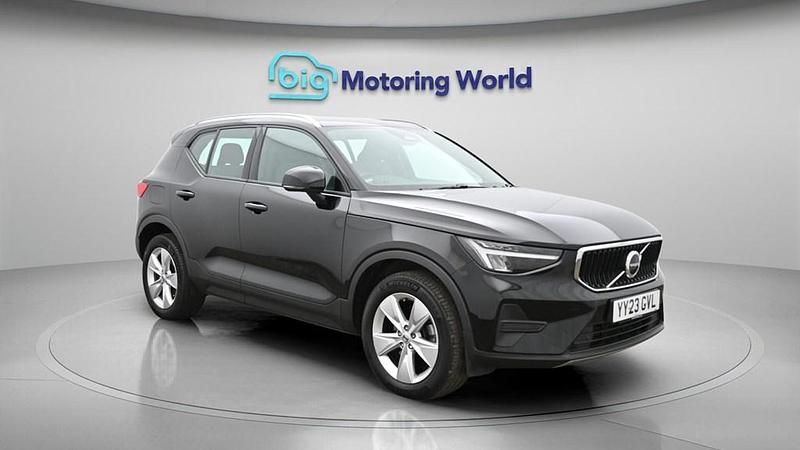 Used Volvo XC40 Core 163 HP (119 kW) 2023 Black SUV