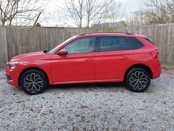 Used Skoda Kamiq SE Drive 95 HP (69 kW) 2021 Red SUV