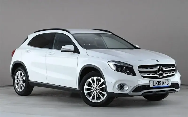Usado Mercedes GLA200 Executive 156 HP (114 kW) 2019 SUV