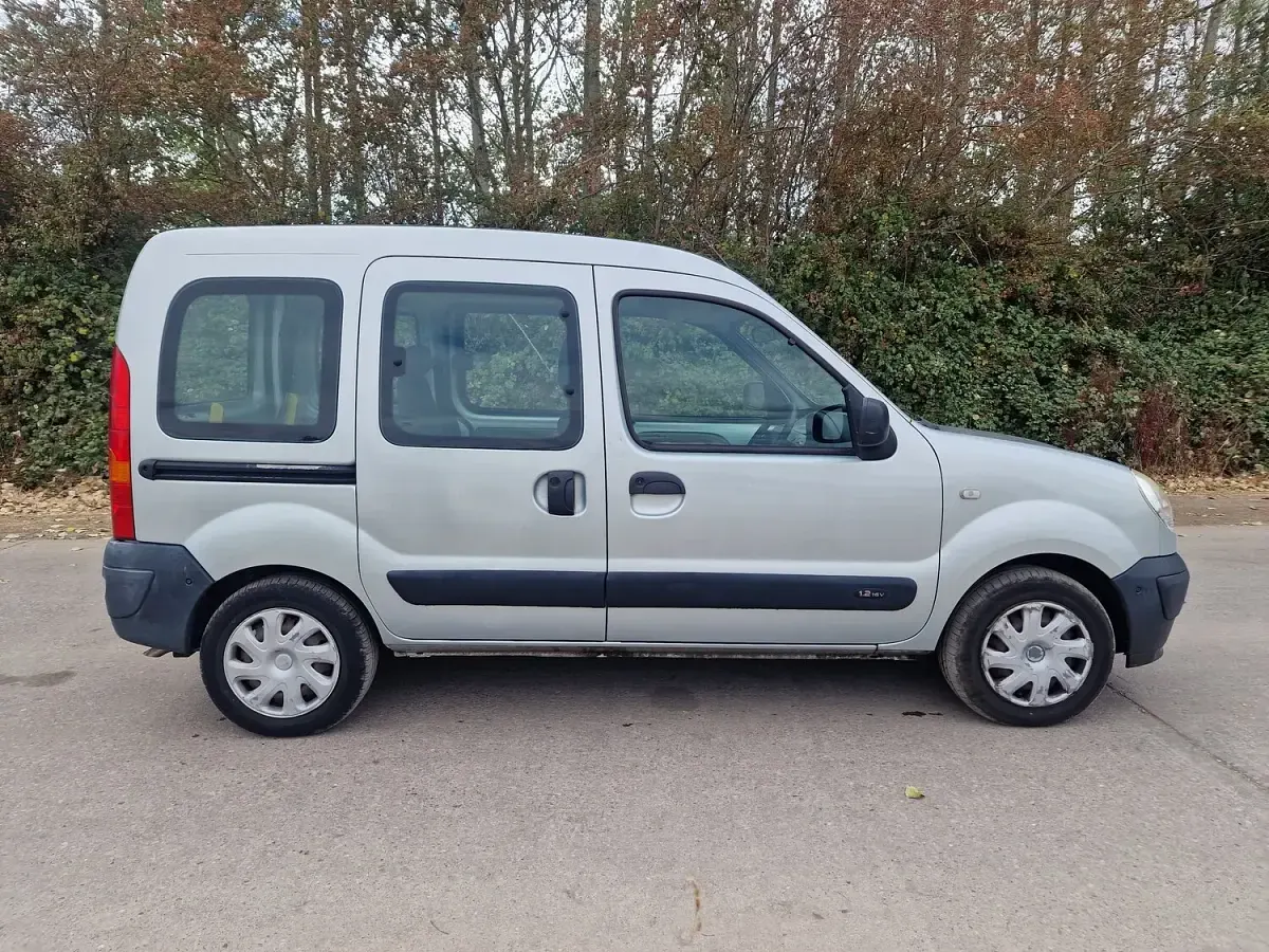 Used Renault Kangoo Authentique 75 HP (55 kW) 2008 Grey MPV