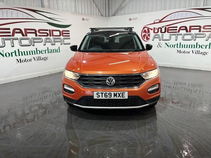 Used VW T-Roc Design 150 HP (110 kW) 2019 Orange SUV