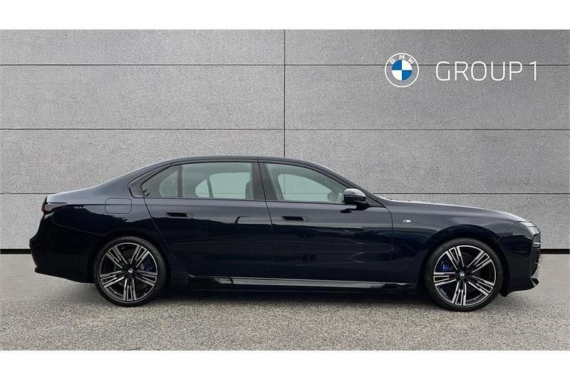New BMW i7 M Sport 334 kW (455 HP) 2026 Carbon black Sedan