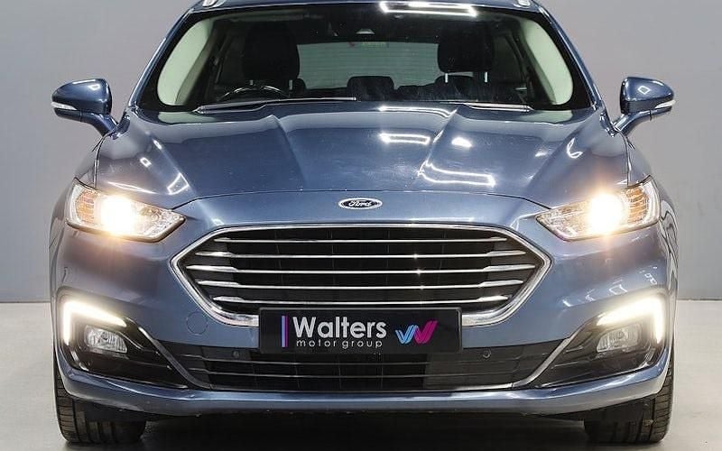 Usado Ford Mondeo Titanium 188 HP (138 kW) 2020 Carrinha