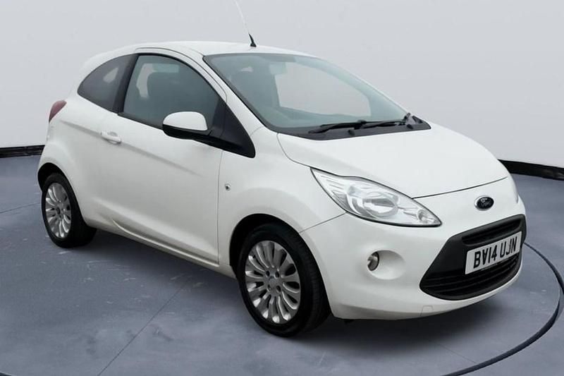 Used Ford Ka Zetec 69 HP (50 kW) 2014 White Hatchback