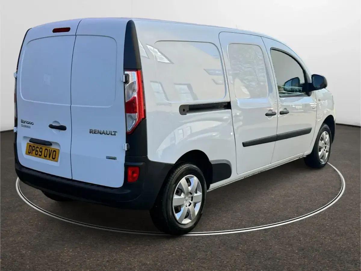 Używany Renault Kangoo Business 44 kW (60 KM) 2020 Biały Minivan
