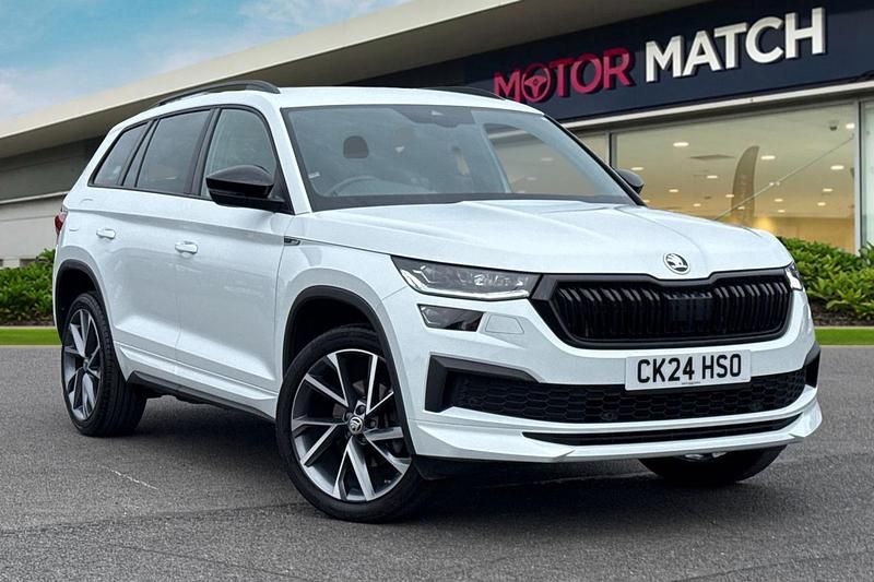 White Used 2024 Skoda Kodiaq SportLine SUV | £29,500 (Good price) - Image 1/4
