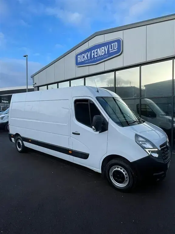 Used Vauxhall Movano Edition 2021 White