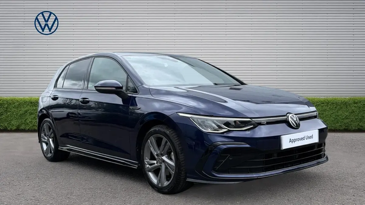 Used VW Golf VIII R-line 150 HP (110 kW) 2023 Hatchback