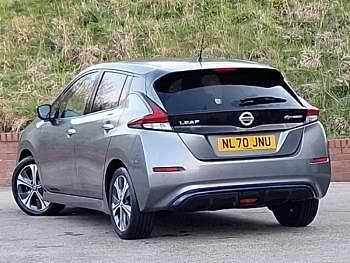 Usado Nissan Leaf N-Connecta 110 kW (150 HP) 2020 Cinzento Citadino