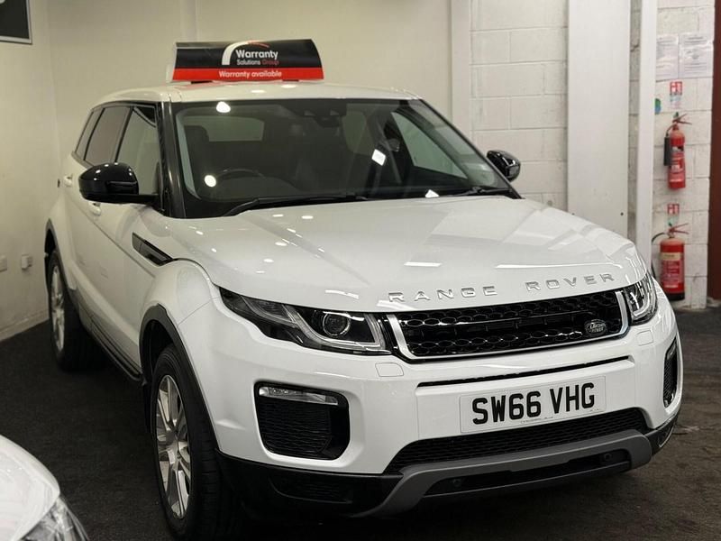 Used Land Rover Range Rover evoque SE 2017 White Estate