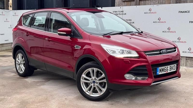 Used Ford Kuga Titanium X 180 HP (132 kW) 2016 Red SUV