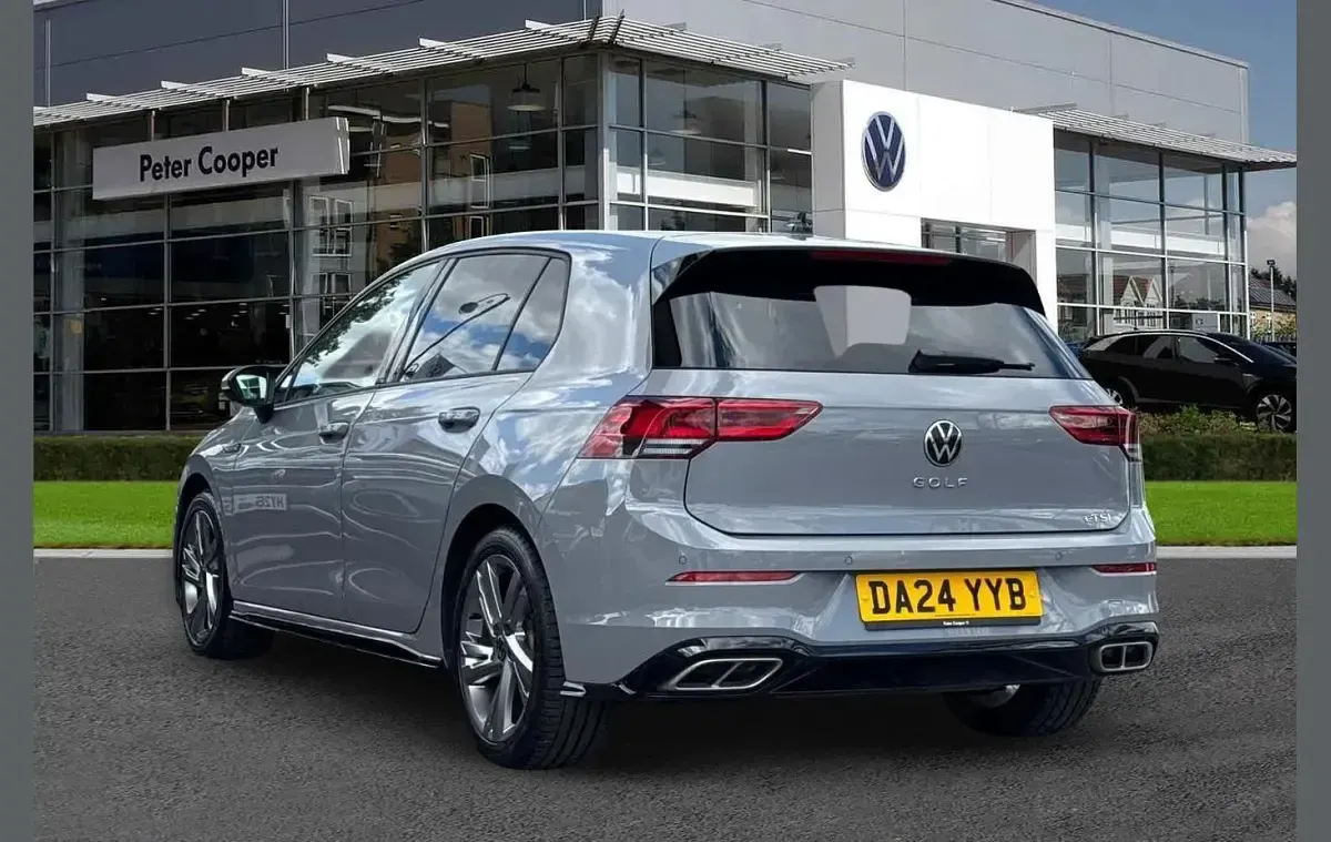 Used VW Golf VIII R-line 147 HP (108 kW) 2024 Grey Hatchback