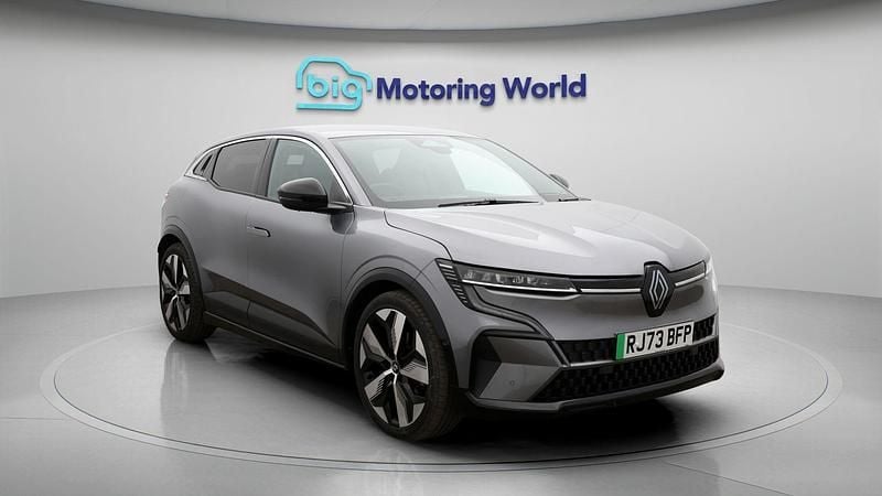 Used Renault Megane E-Tech Techno 159 kW (217 HP) 2023 Grey Hatchback