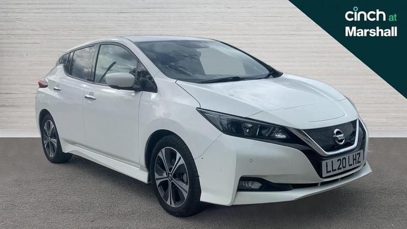 White Used 2020 Nissan Leaf N-Connecta Hatchback | £9,637 (Fair price) - Image 1/4