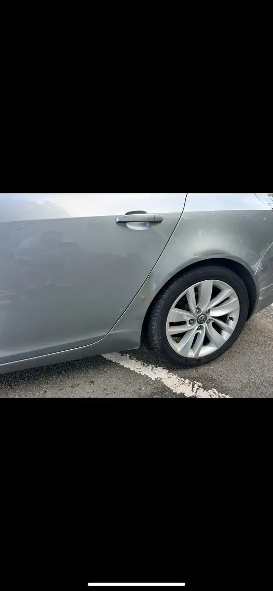 Used Vauxhall Insignia SRi 160 HP (117 kW) 2012 Silver Hatchback
