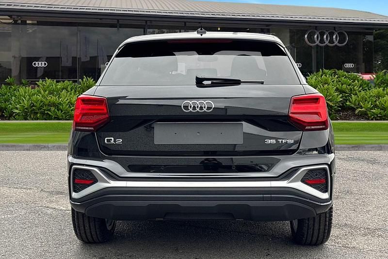 New Audi Q2 S-Line 150 HP (110 kW) 2026 Black SUV