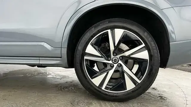 Used Volvo XC90 R-Design 247 HP (181 kW) 2022 SUV