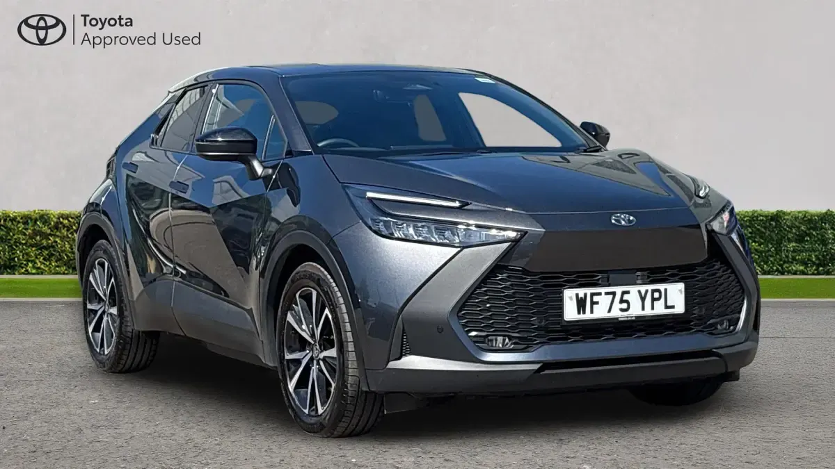 Used Toyota C-HR Design 223 HP (164 kW) 2025 SUV