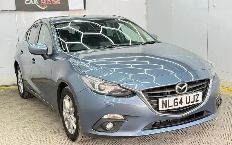 Begagnad Mazda 3 120 HK (88 kW) 2016 Halvkombi