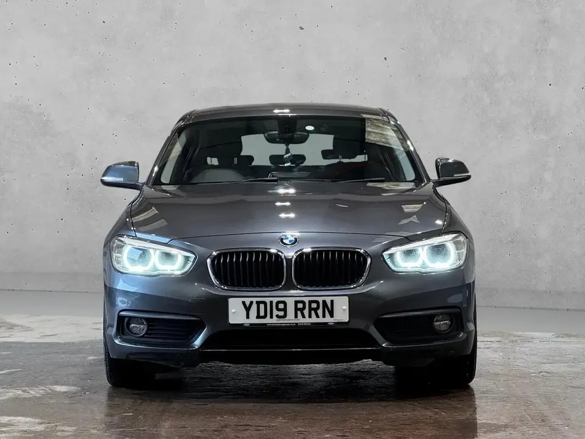 Used BMW 116 Comfort Edition 116 HP (85 kW) 2019 Grey Hatchback