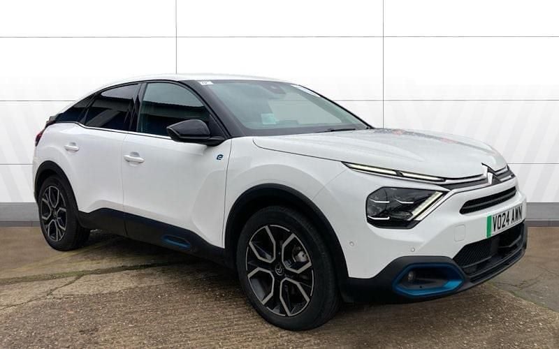 Used 2023 Citroën e-C4 Shine Hatchback | £14,931 (Fair price) - Image 1/4