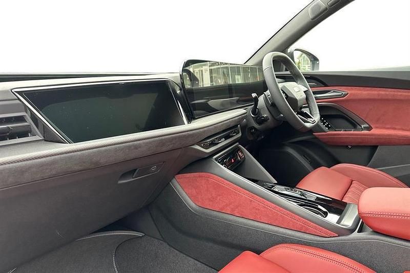 Used Audi SQ5 Advanced 367 HP (269 kW) 2025 Ultra blue SUV