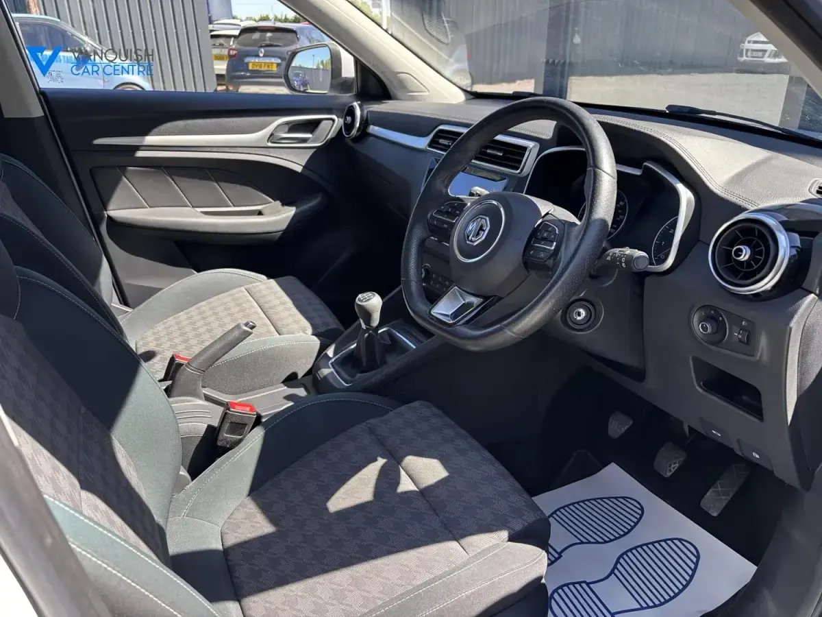 Używany MG ZS Excite 106 KM (77 kW) 2019 Biały SUV