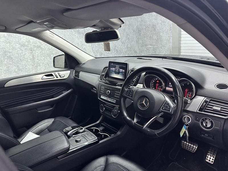 Used Mercedes GLE250 AMG line 204 HP (150 kW) 2015 Black Estate